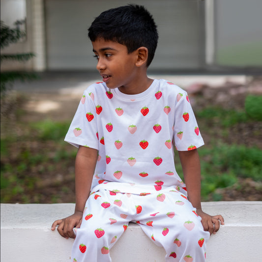 Strawberry Red Prints Unisex Pyjamas Set